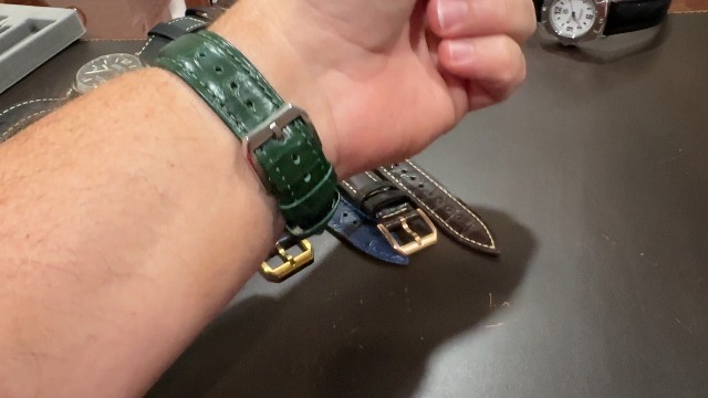 Amazon.com: REZERO Leather Watch Bands for Men, Quick Release